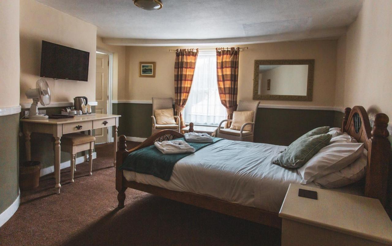 The George Hotel, Dereham Zewnętrze zdjęcie