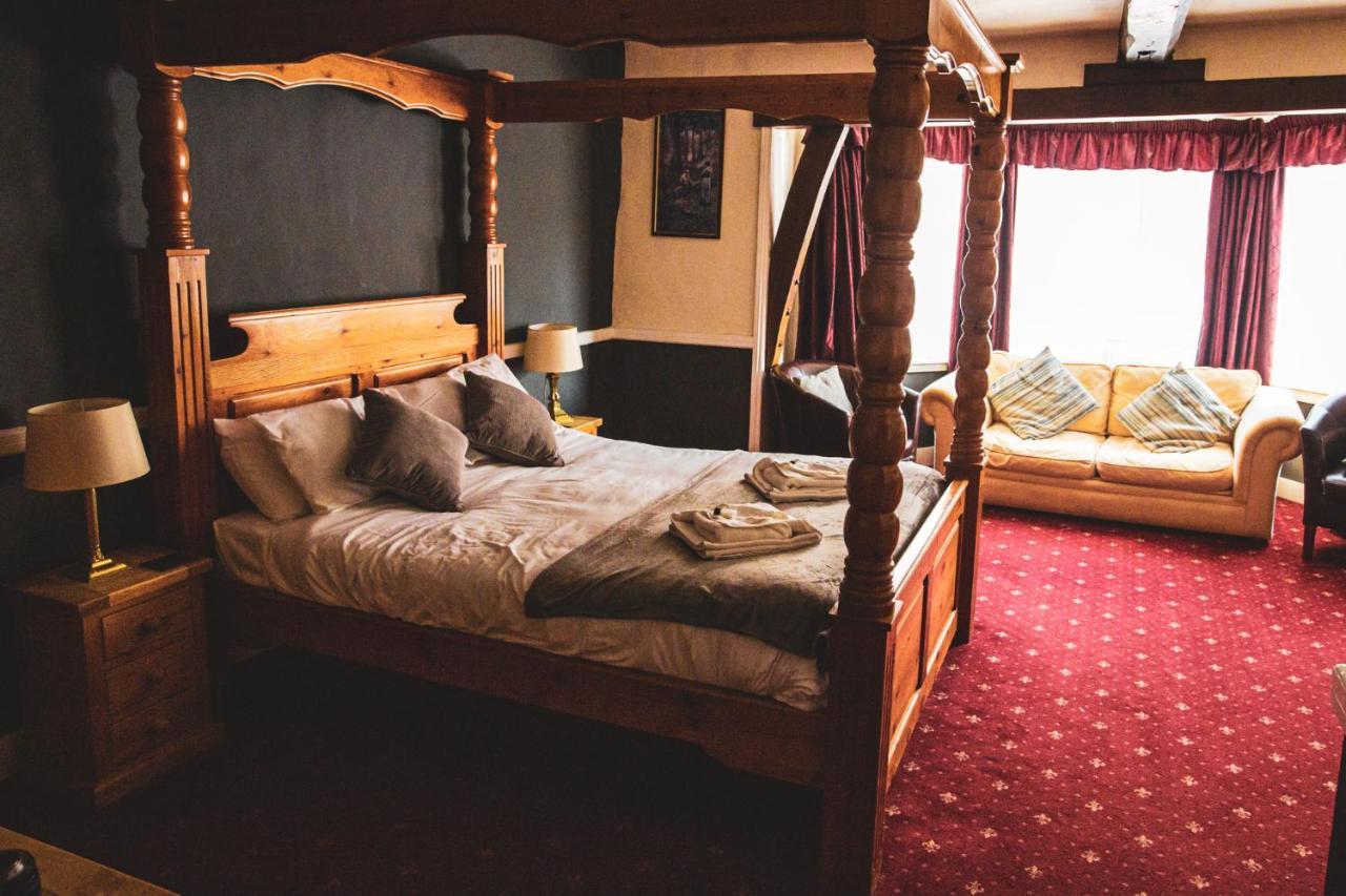The George Hotel, Dereham Zewnętrze zdjęcie