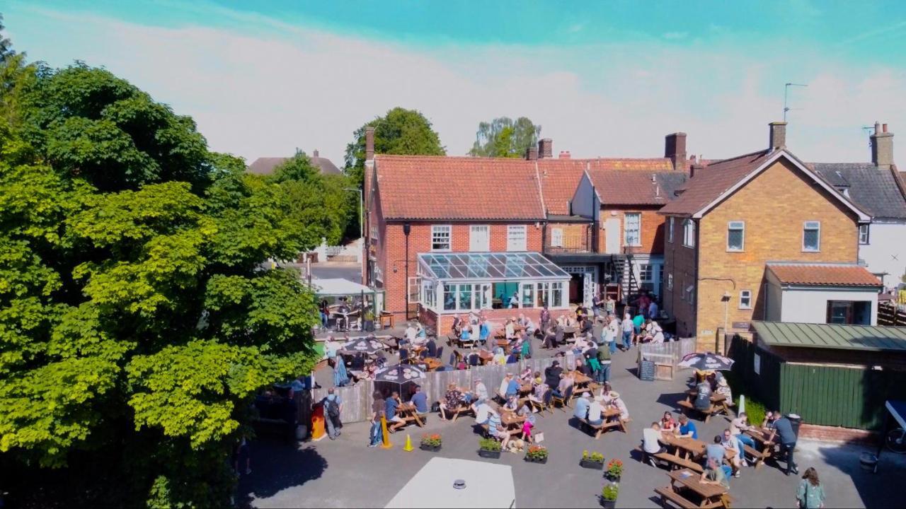 The George Hotel, Dereham Zewnętrze zdjęcie